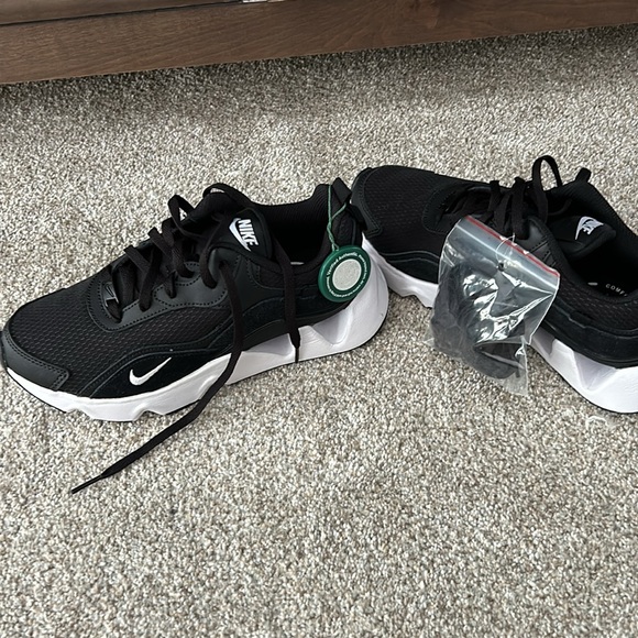 Nike RYZ 365II - Picture 7 of 7